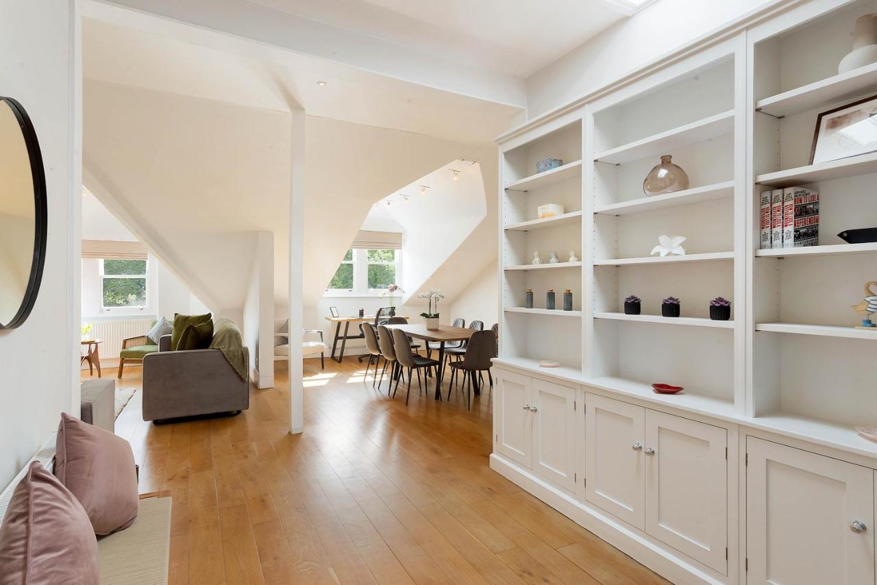 Appartement Lovely With Park Views